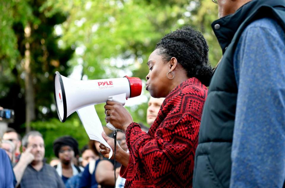 Iyun Osagie, Osaze Osagie’s mother, speaks to the large crowd of community members that gathered to rally in downtown State College on May 8, 2019.