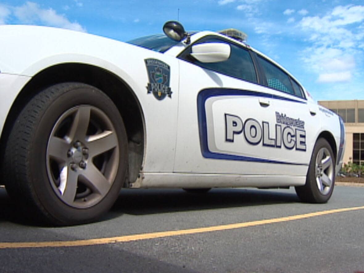 A Bridgewater police officer is facing two charges of fraud following a SIRT investigation (CBC - image credit)