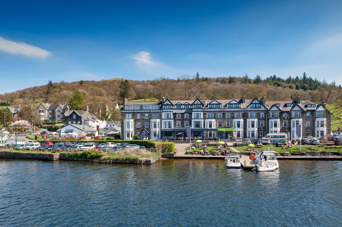 The Lakeland tour features an afternoon cruise on Lake Windermere (Getty Images)