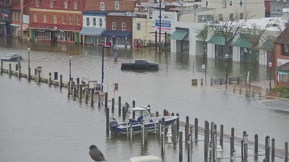 <div>Flooded streets in downtown Annapolis</div>