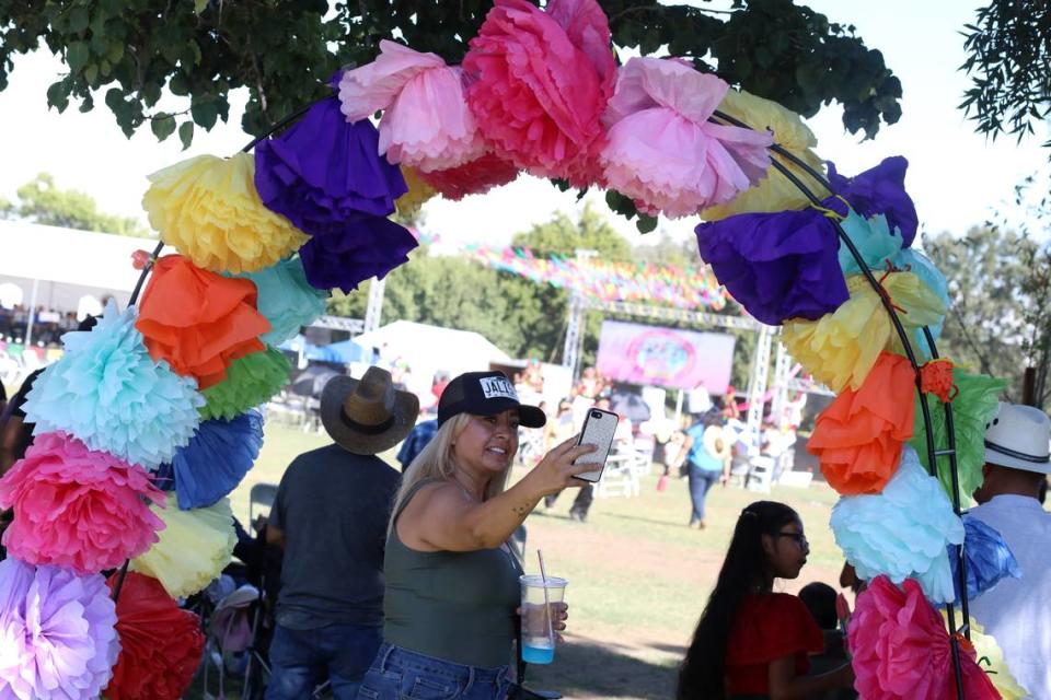 La Guelaguetza, la máxima expresión de los oaxaqueños, llegó por primera vez a Madera con su evento inaugural el domingo, 8 de octubre en el Rotary Sports Complex.