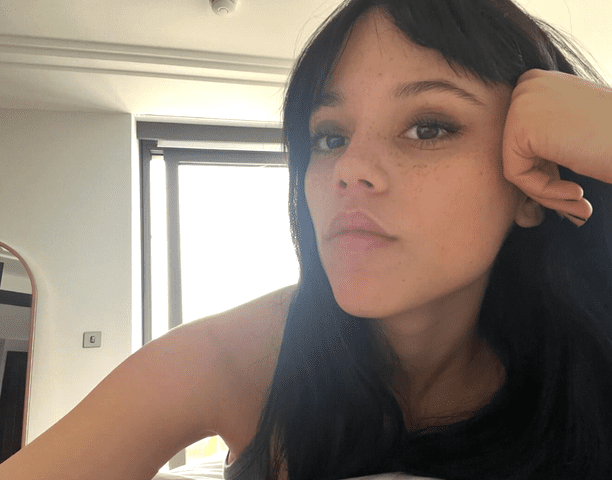 <p>IG/jenna ortega</p>