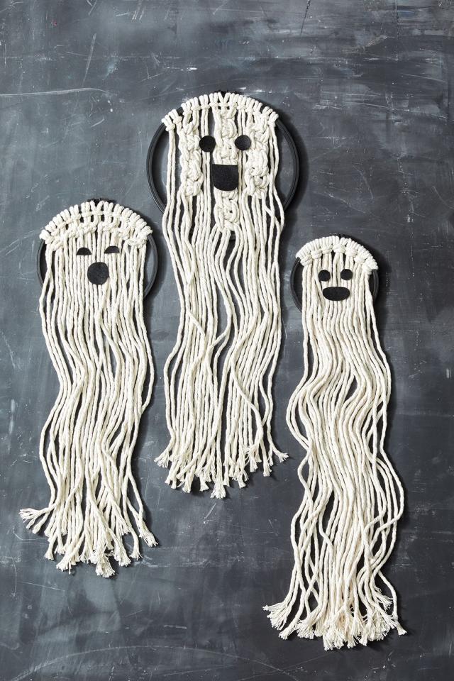 53 paper Halloween decorations & crafts for adults and kids - Gathered