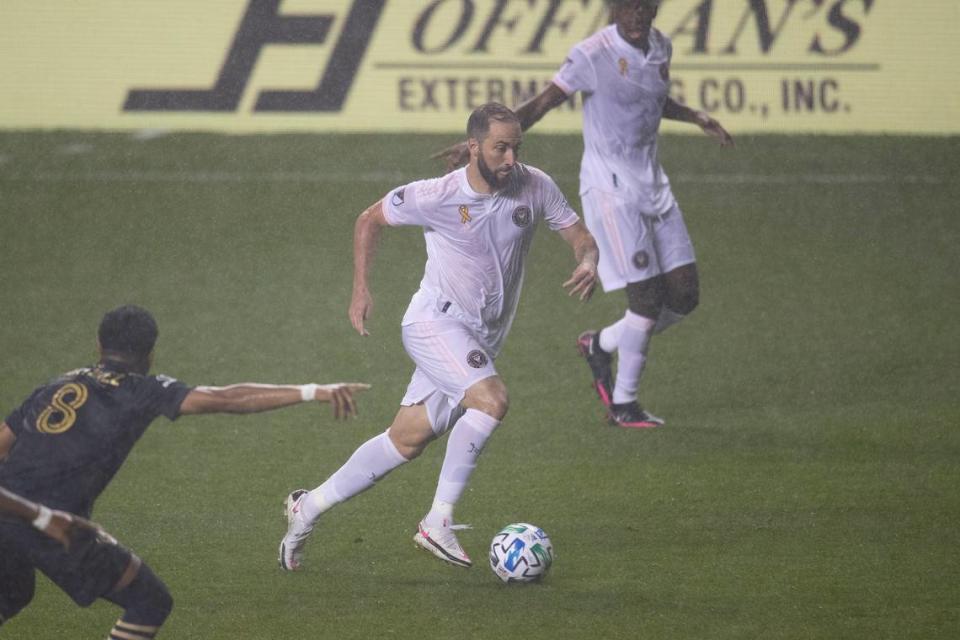 CHESTER, PA - SEPTEMBER 27: Gonzalo Higuain #9 of Inter Miami CF controls the ball against the Philadelphia Union in the first half at Subaru Park on September 27, 2020 in Chester, Pennsylvania. (Photo by Mitchell Leff/Getty Images)