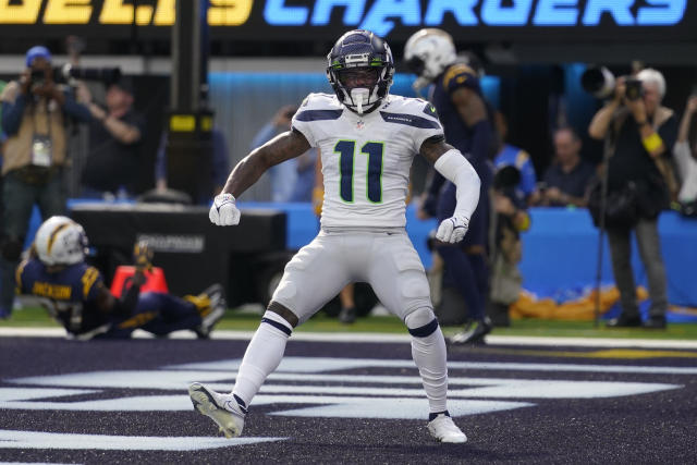 Inglewood, United States. 02nd Dec, 2022. Seattle Seahawks safety Teez Tabor  (39) celebrates against the Los Angeles Rams during a NFL football game,  Sunday, Dec. 4, 2022, in Inglewood, Calif at Sofi