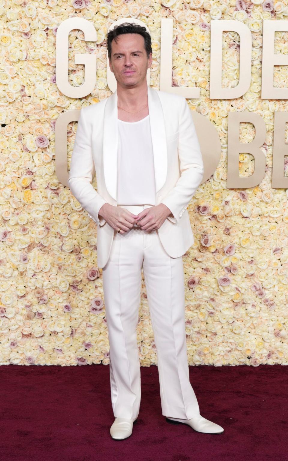White from head to toe: Andrew Scott arrives at the 2024 Golden Globe Awards