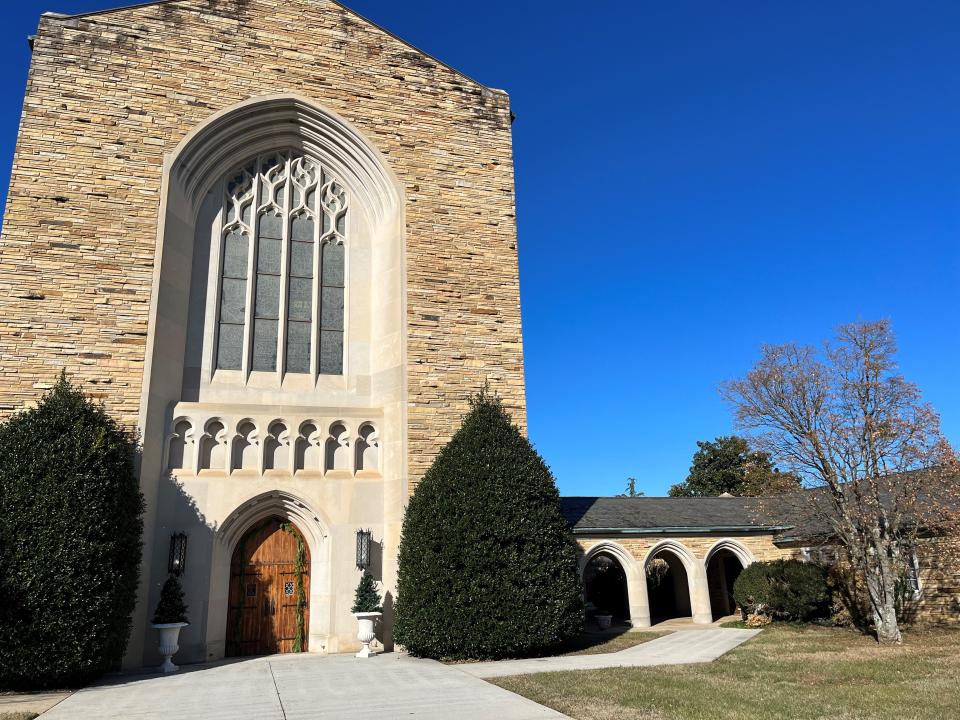 First Cumberland Presbyterian Church in Chattanooga, which was designed by BarberMcMurry of Knoxville, features stonework and a breezeway lined with Gothic arches.