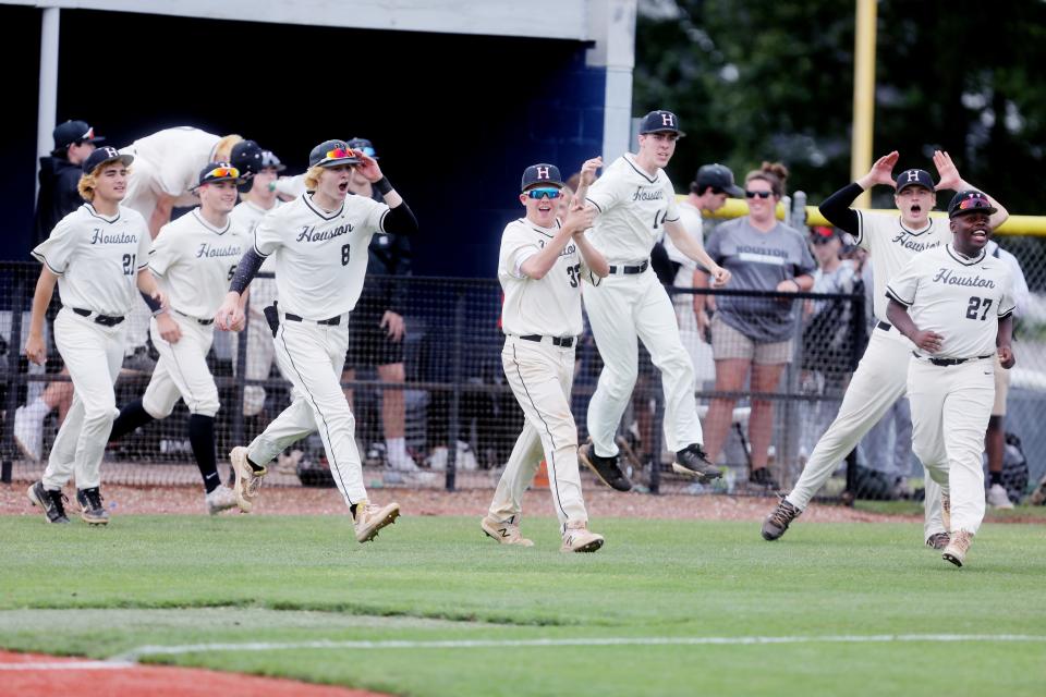 Houston High School celebrates their TSSAA Spring Fling game win over Stewarts Creek Wednesday, May 25, 2022; Murfreesboro, TN, USA;  at Siegel High School.