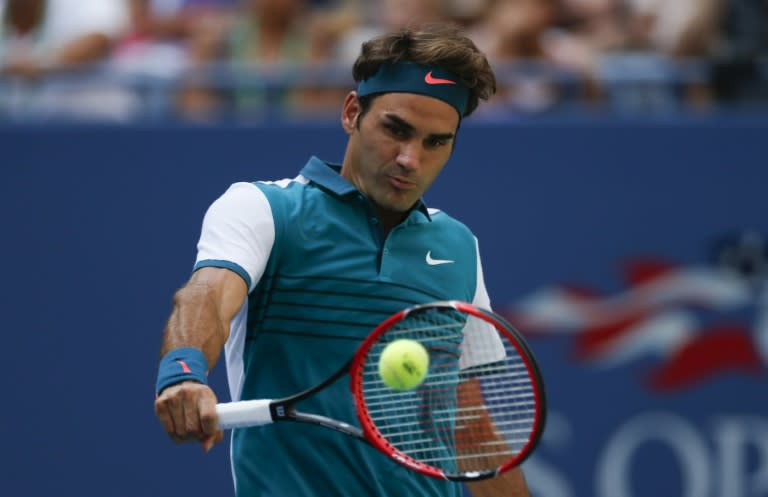 Roger Federer of Switzerland returns to Leonardo Mayer of Argentina during their US Open men's singles match on September 1, 2015 in New York