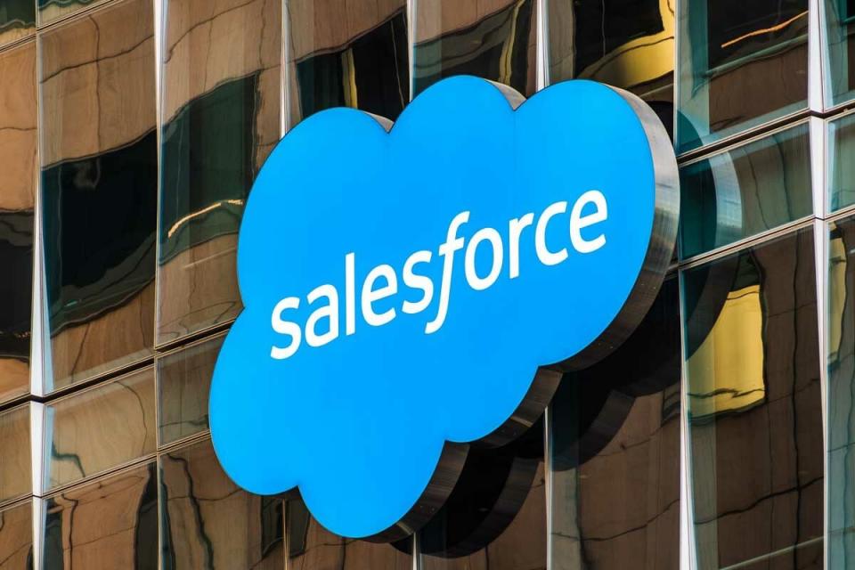 Salesforce evita una pelea proxy con Elliott Investment Management