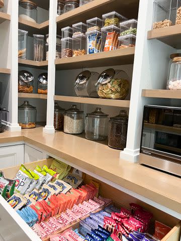 36 Corner Pantry Ideas to Maximize Your Kitchen Storage