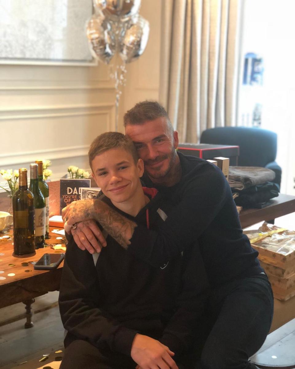 Romeo puso esta foto junto a su papi David para felicitarlo. Foto: <a href="https://www.instagram.com/romeobeckham/?hl=en" rel="nofollow noopener" target="_blank" data-ylk="slk:Romeo Beckham/Instagram;elm:context_link;itc:0;sec:content-canvas" class="link ">Romeo Beckham/Instagram</a>