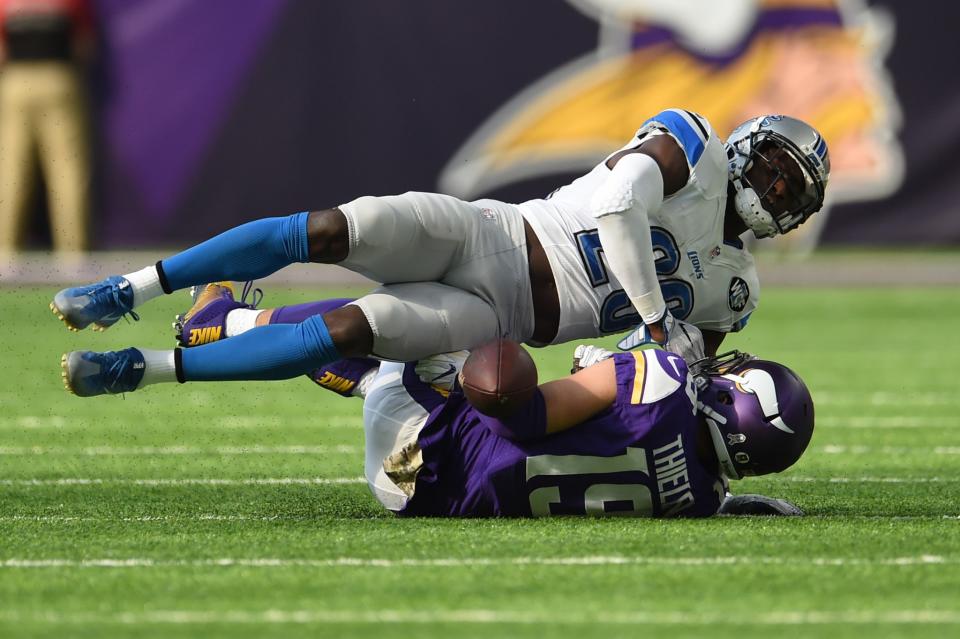 <p>Pass to Adam Thielen #19 of the Minnesota Vikings is broken up by Johnson Bademosi #29 of the Detroit Lions during the first quarter of the game on November 6, 2016 at US Bank Stadium in Minneapolis, Minnesota. (Photo by Stacy Revere/Getty Images) </p>