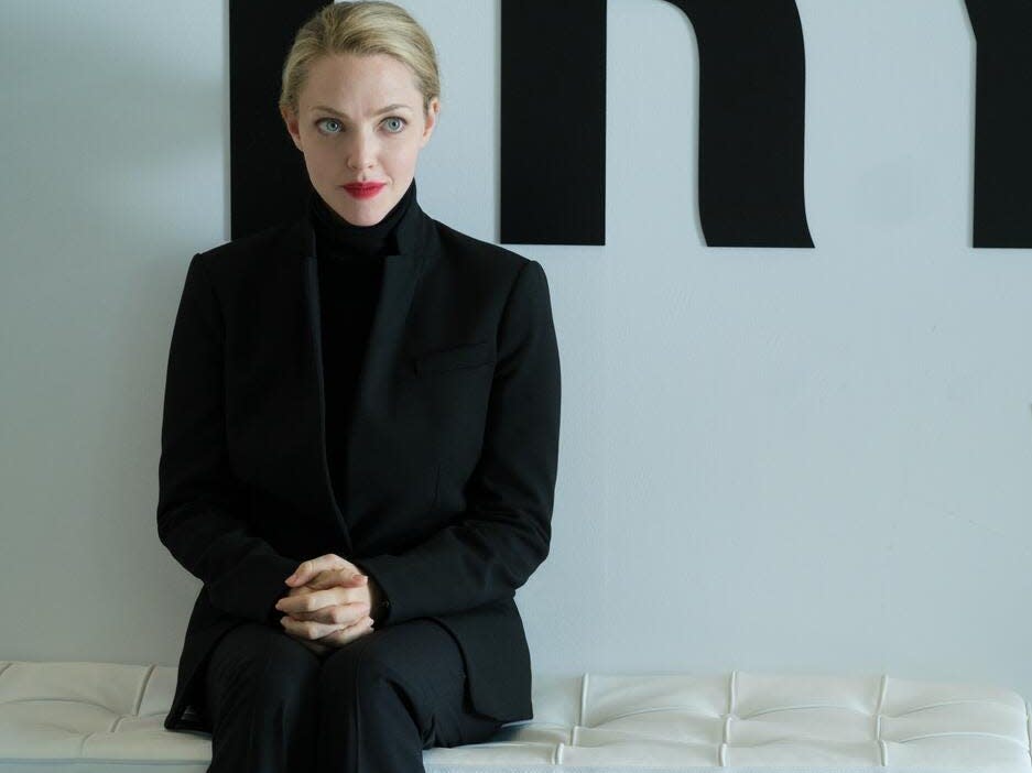 Amanda Seyfried as Elizabeth Holmes in "The Dropout."