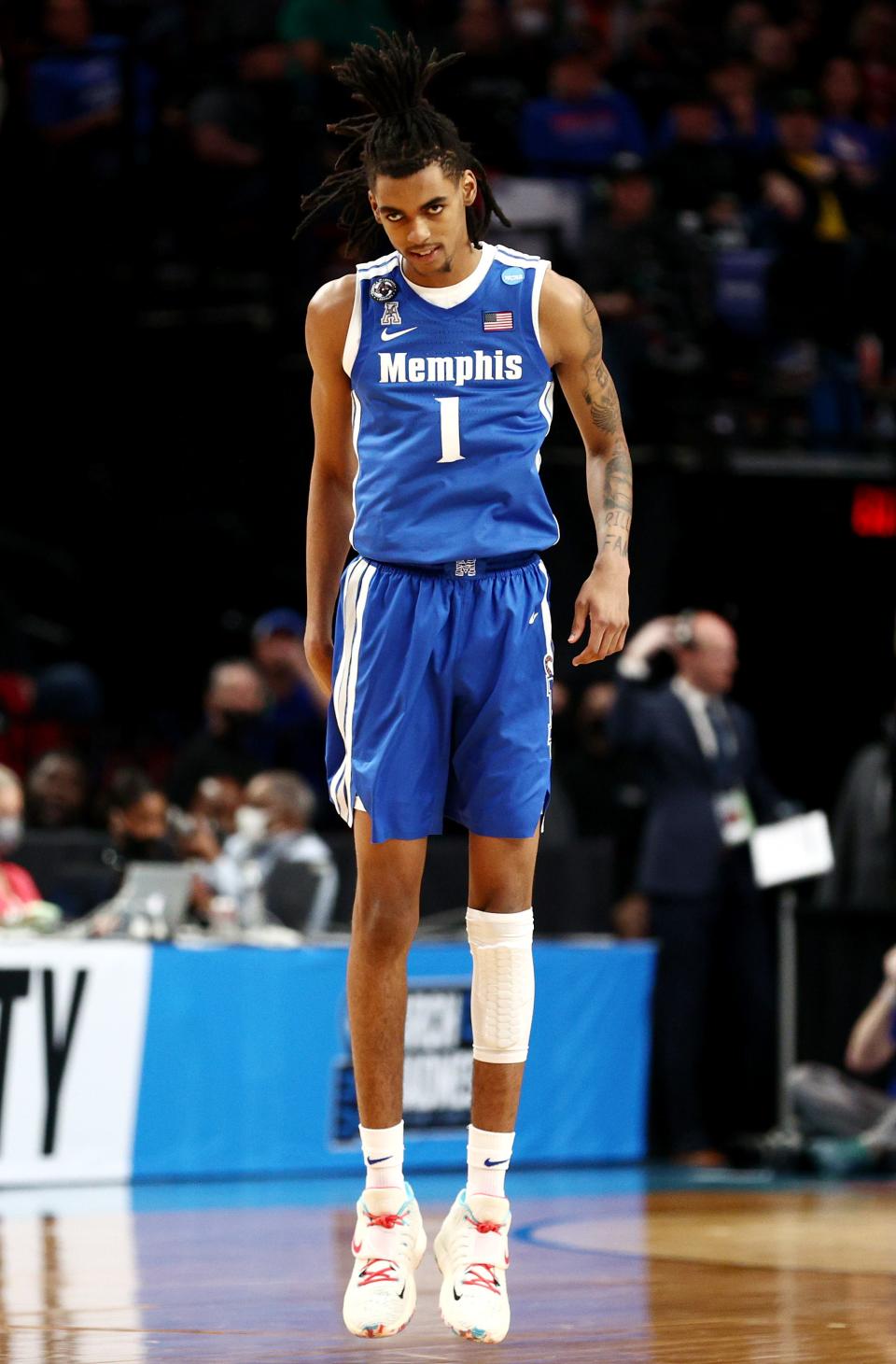 PORTLAND, OREGON - MARCH 17: Emoni Bates #1 of the Memphis Tigers reacts after making a basket during the first half against the Boise State Broncos in the first round game of the 2022 NCAA Men's Basketball Tournament at Moda Center on March 17, 2022 in Portland, Oregon. (Photo by Ezra Shaw/Getty Images)