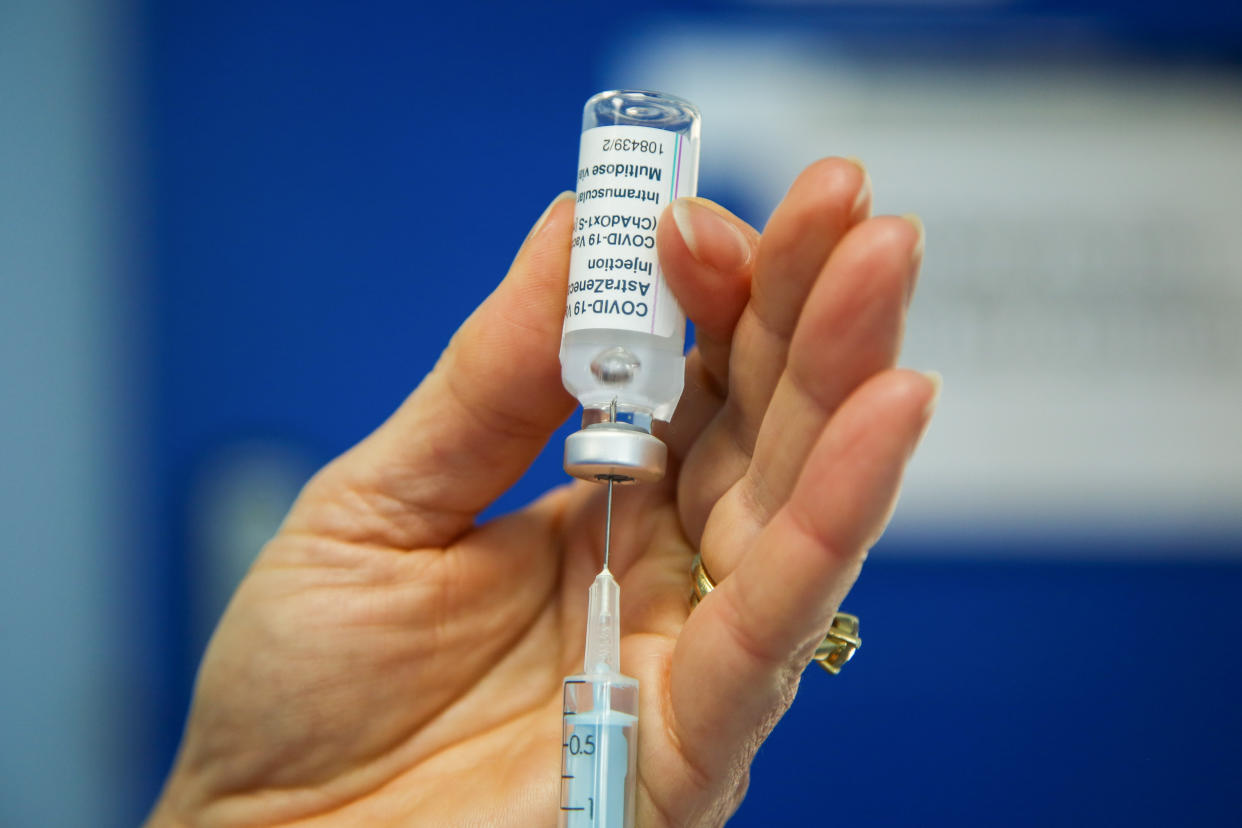 A NHS staff prepares to administer the Oxford AstraZeneca Covid-19 vaccine to a member of the public at a vaccination centre in London. (Photo by Dinendra Haria / SOPA Images/Sipa USA)