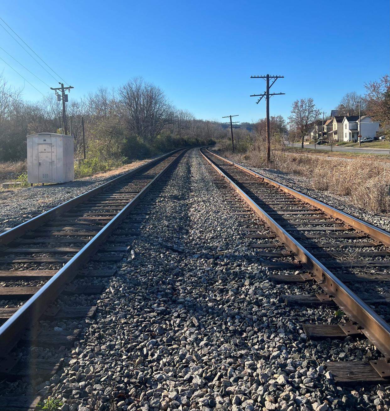 The boad that oversees the Cinicnnati Southern Railway wants to sell it to Norfolk Southern Group. The final say is up to Cincinnati voters in November.