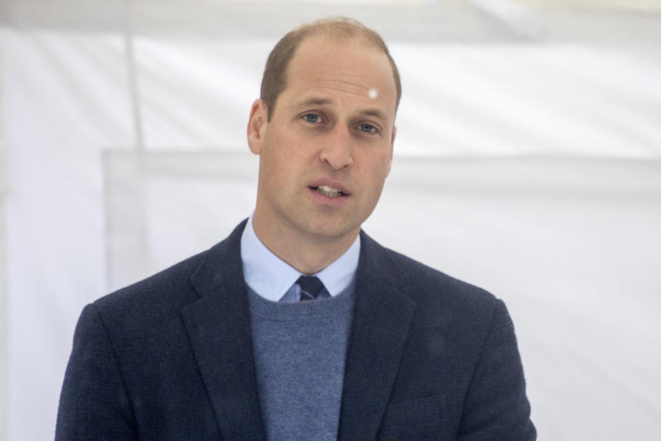 SUTTON, GREATER LONDON - OCTOBER 21:  Prince William, Duke of Cambridge speaks to staff and patients to mark the construction of the groundbreaking Oak cancer centre at Royal Marsden Hospital on October 21, 2020 in Sutton, Greater London. (Photo by Jack Hill -  WPA Pool/Getty Images)