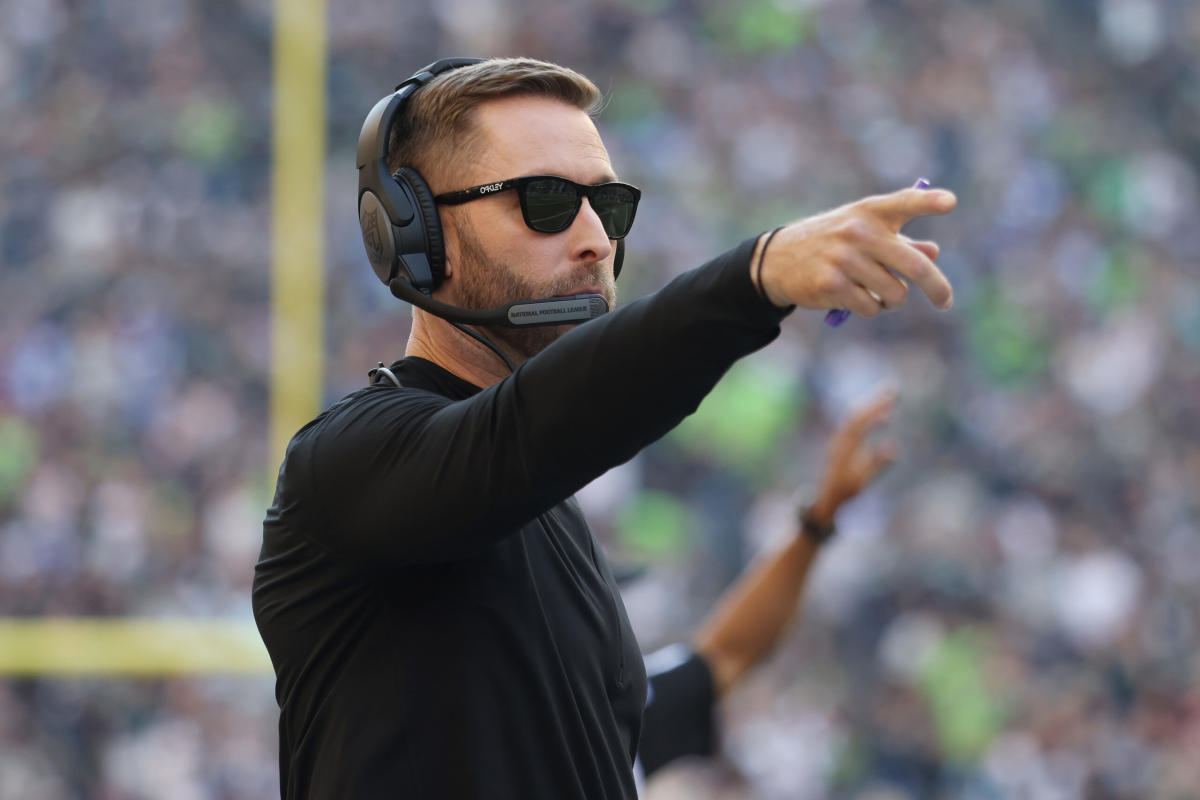 Ex-NFL coach Kliff Kingsbury's name pops up in college football coaching  carousel rumors