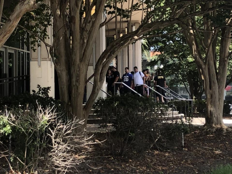 <p>The scene of a shooting in Jacksonville Landing, Jacksonville, Fla., on Aug. 26, 2018. (Photo: Brittney Donovan/Action News Jax) </p>