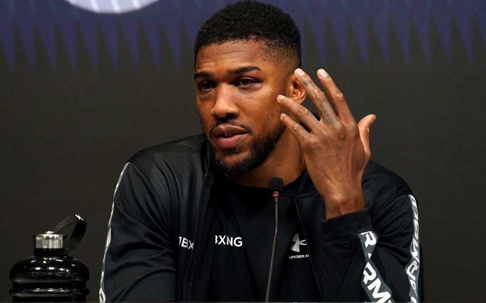 Anthony Joshua trains with Mike Tyson's former coach fuelling rumours of Rob McCracken split - PA