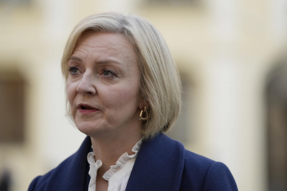 RETRANSMITTING AMENDING LOCATION Prime Minister Liz Truss speaks to the media after attending the European Political Community (EPC) summit at Prague Castle in Prague, Czech Republic. Picture date: Thursday October 6, 2022.