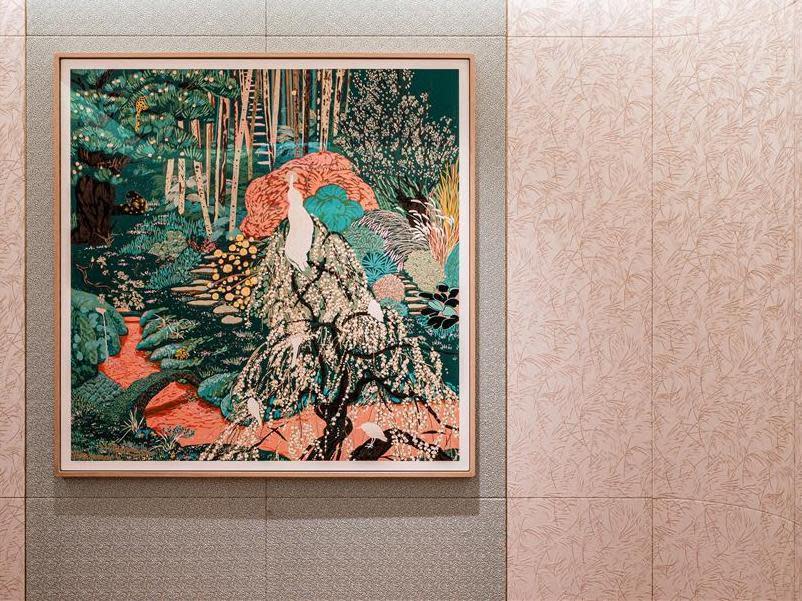 台灣藝術家沐冉以「絕版版畫」技巧為卡地亞特製的藝術創作。