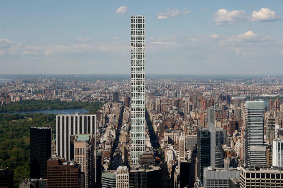 The 432 Park Avenue building (center). - Copyright: Gary Hershorn/Getty Images