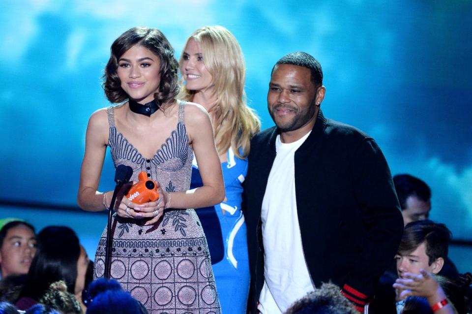 Zendaya wins a Kids’ Choice Award for K.C. Undercover (Getty Images)