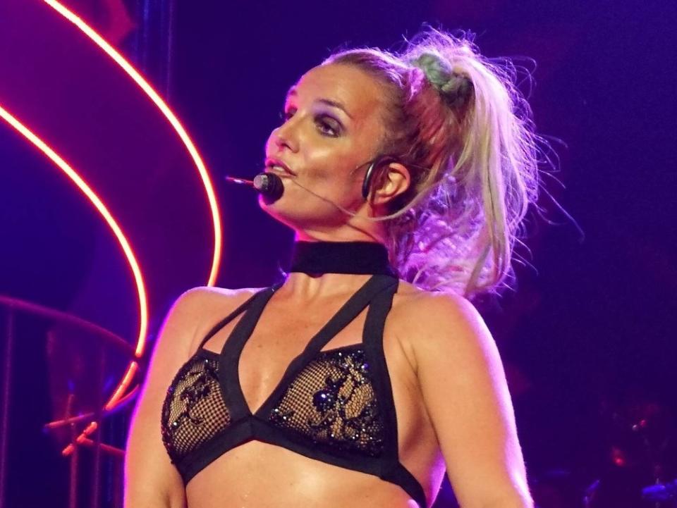 Wird es solch ein Bild in Zukunft nicht mehr geben? Britney Spears soll über einen Rückzug aus dem Musikgeschäft nachdenken. (Bild: imago/Matrix)