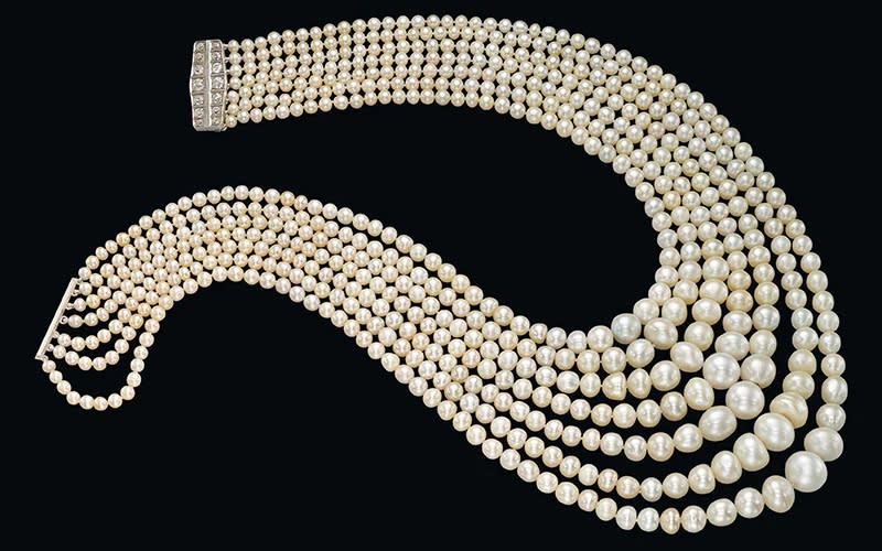 A seven-strand pearl necklace auctioned off by Christie's, jewelry, most expensive