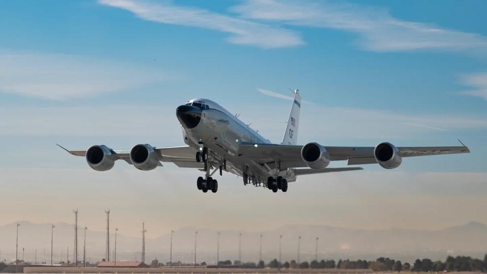 An RC-135 Rivet Joint reconnaissance aircraft assigned to the 55th Wing, Offutt Air Force Base, Neb., takes off for a mission with the Air Force Weapons School at Nellis Air Force Base, Nev., Nov. 21, 2022. (William R. Lewis/Air Force)