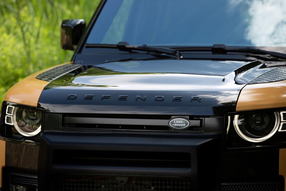 2022 Land Rover Defender Trophy Edition - Full Image Gallery