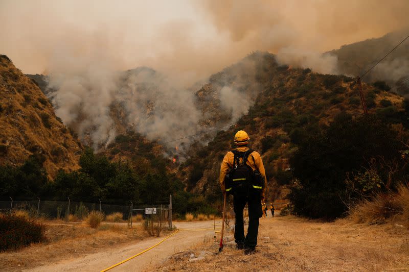 Wildfires continues in California