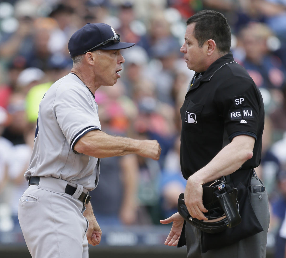 Ex-Yankees skipper Joe Girardi seeking TV gig