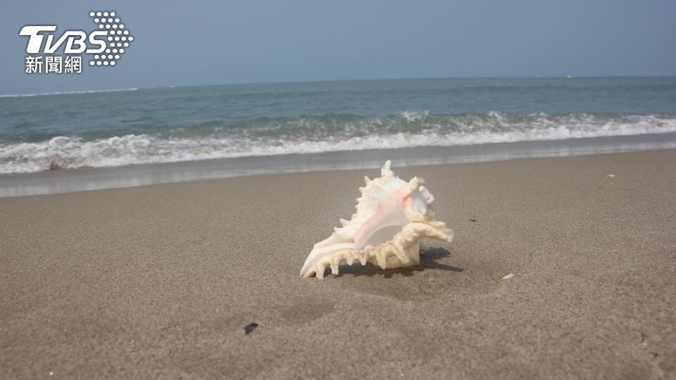 不少網友都開玩笑稱那是通往地心的入口。（示意圖／Shutterstock達志影像）