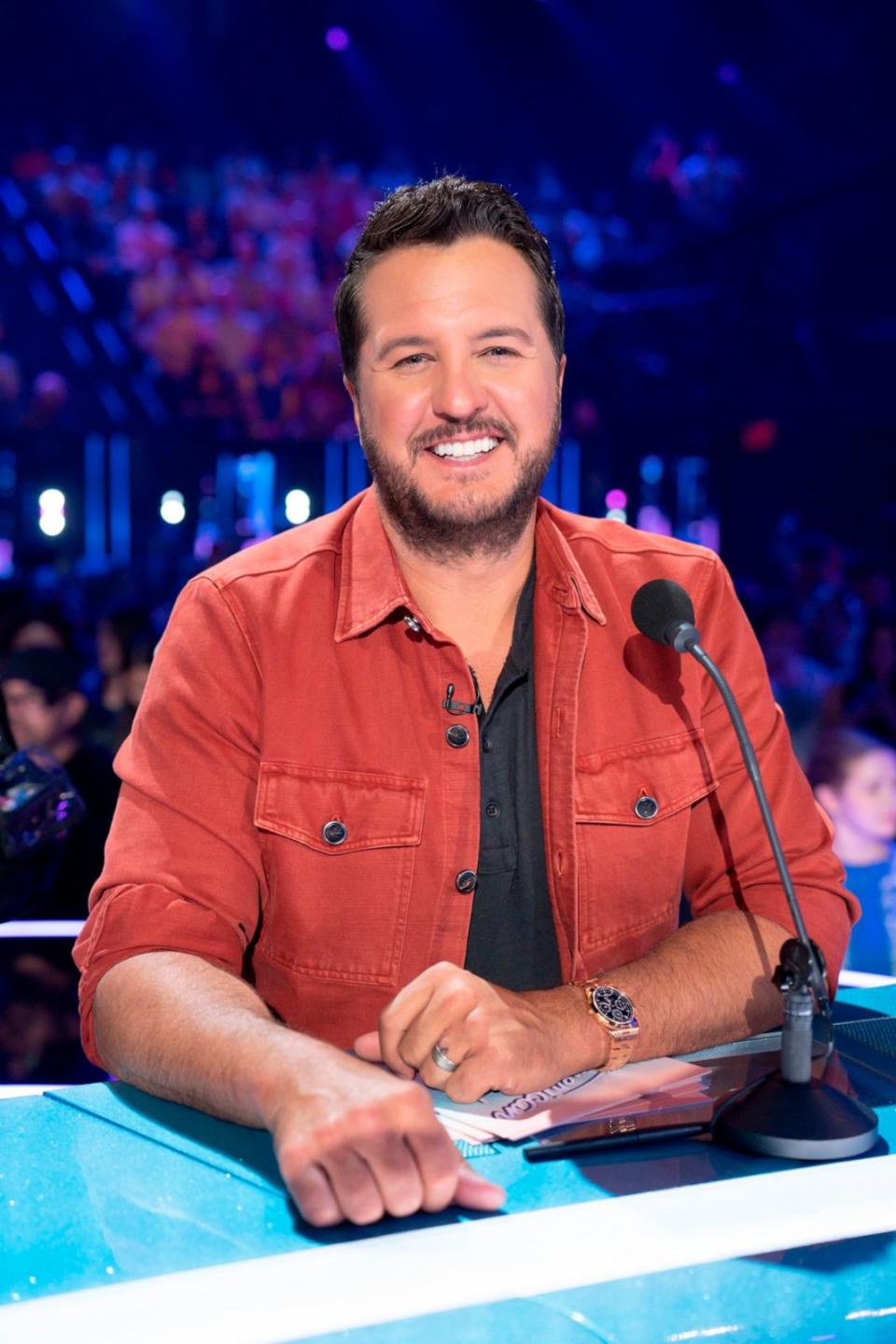 PHOTO: Luke Bryan on the set of 'American Idol.' (Eric Mccandless/Disney)