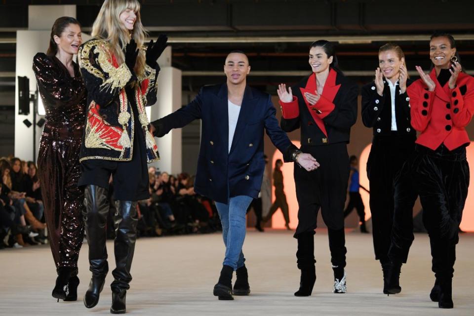 EN IMAGES –  Les stars à la Paris Fashion Week automne-hiver 2020-2021