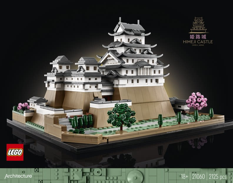 姬路城透過樂高經典還原各種細節。LEGO