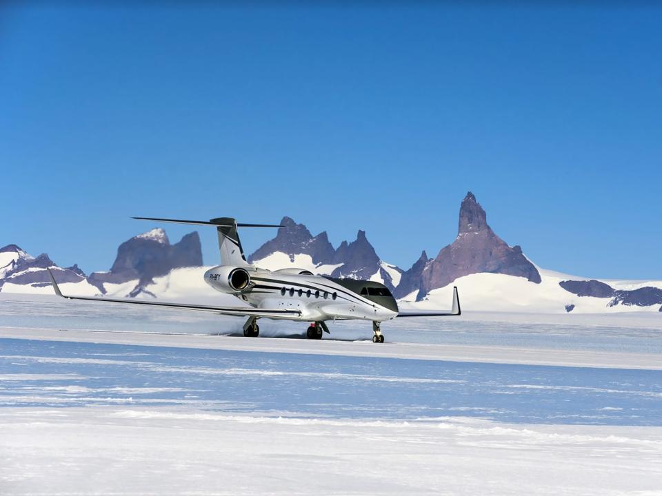The Gulfstream G550 White Desert operates to Antarctica.