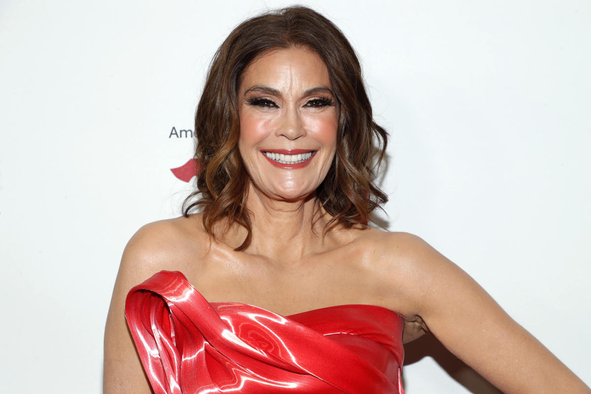 Teri Hatcher Shows Off Bikini Body At 55 