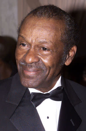 FILE PHOTO Rock and Roll pioneer Chuck Berry poses prior to receiving the inaugural BMI Icon Award for his unique influence on generations of music makers at the 50th annual BMI Pop Awards May 14, 2002 in Beverly Hills. REUTERS/Fred Prouser/File Photo