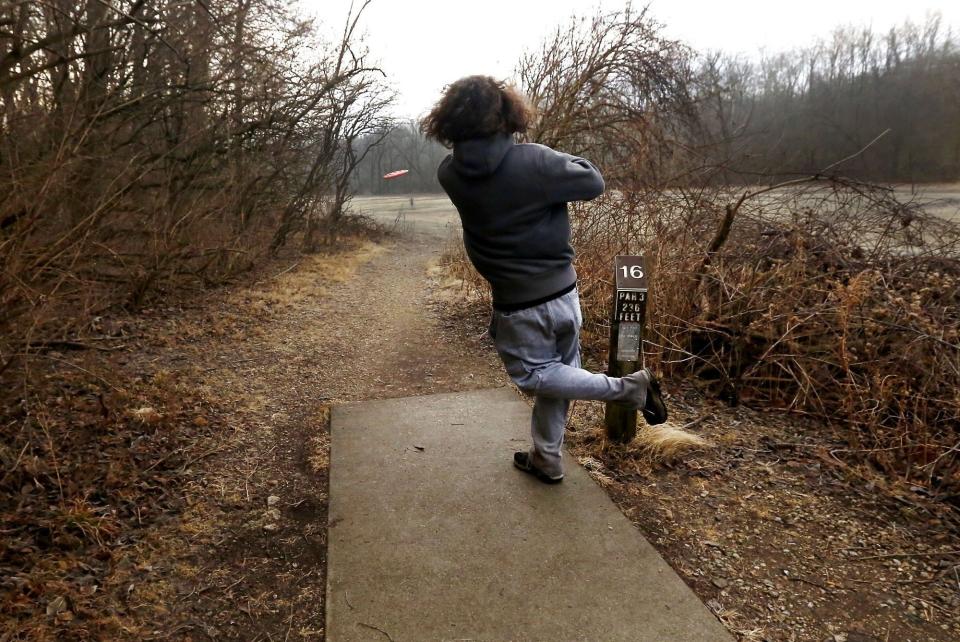 Griggs Reservoir Disc Golf Course on Riverside Drive features 18 holes in West Columbus near Upper Arlington.