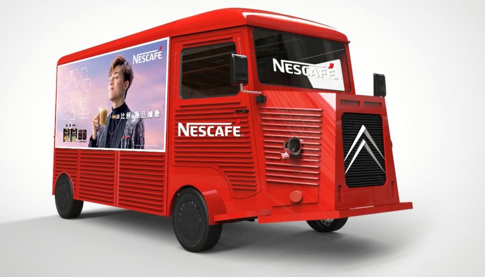 NESCAFÉ 限定咖啡體驗亭 與AK流動車合照
