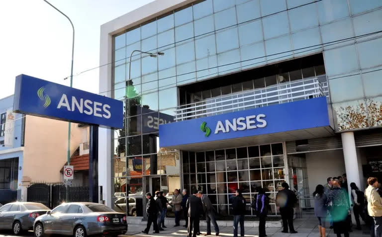 Las prestaciones que abona la Anses este miércoles 29 de marzo