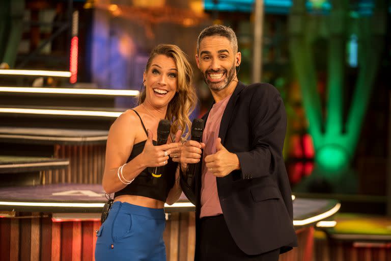 El Pollo Álvarez y La Chepi en su nuevo programa, El Gran Juego de la Oca