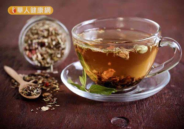 「腸胃型感冒」屬於中醫的「熱病」，用藥膳茶飲可緩解症狀。