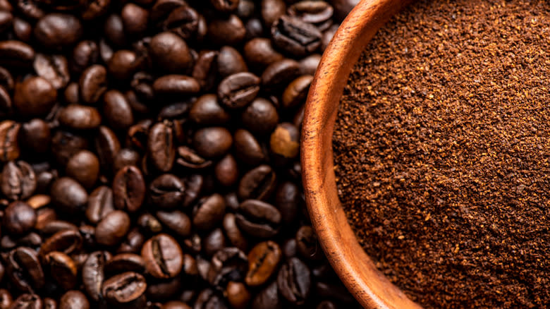 ground coffee and coffee beans 