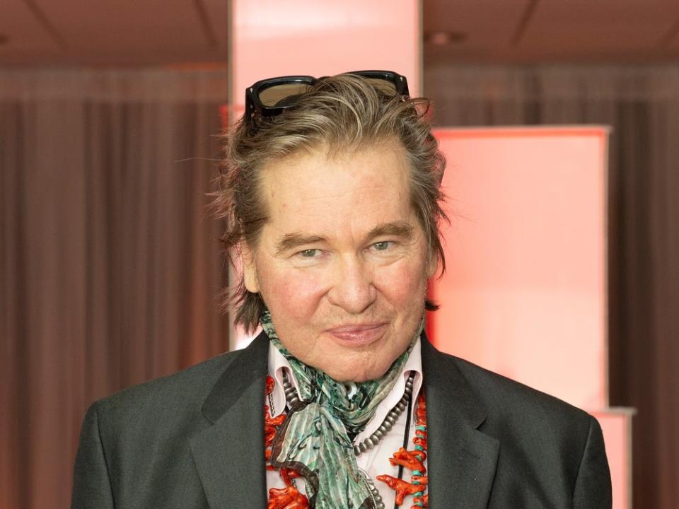 Val Kilmer hat nach einer Krebserkrankung seine Stimme weitestgehend verloren. (Bild: lev radin/Shutterstock.com)