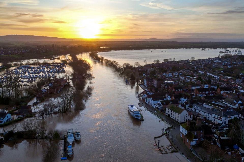 Flood water surrounds Upton upon Severn in Worcestershire (PA)